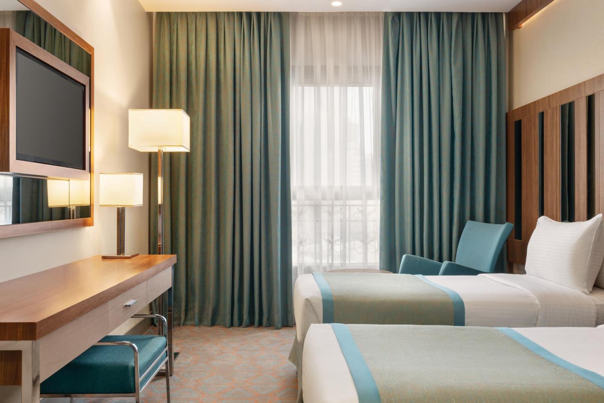 Ramada By Wyndham Makkah Zad Al Tayseer Mecca ภายนอก รูปภาพ