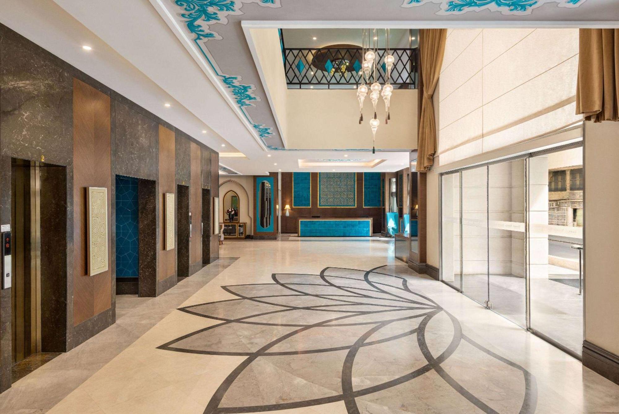 Ramada By Wyndham Makkah Zad Al Tayseer Mecca ภายนอก รูปภาพ