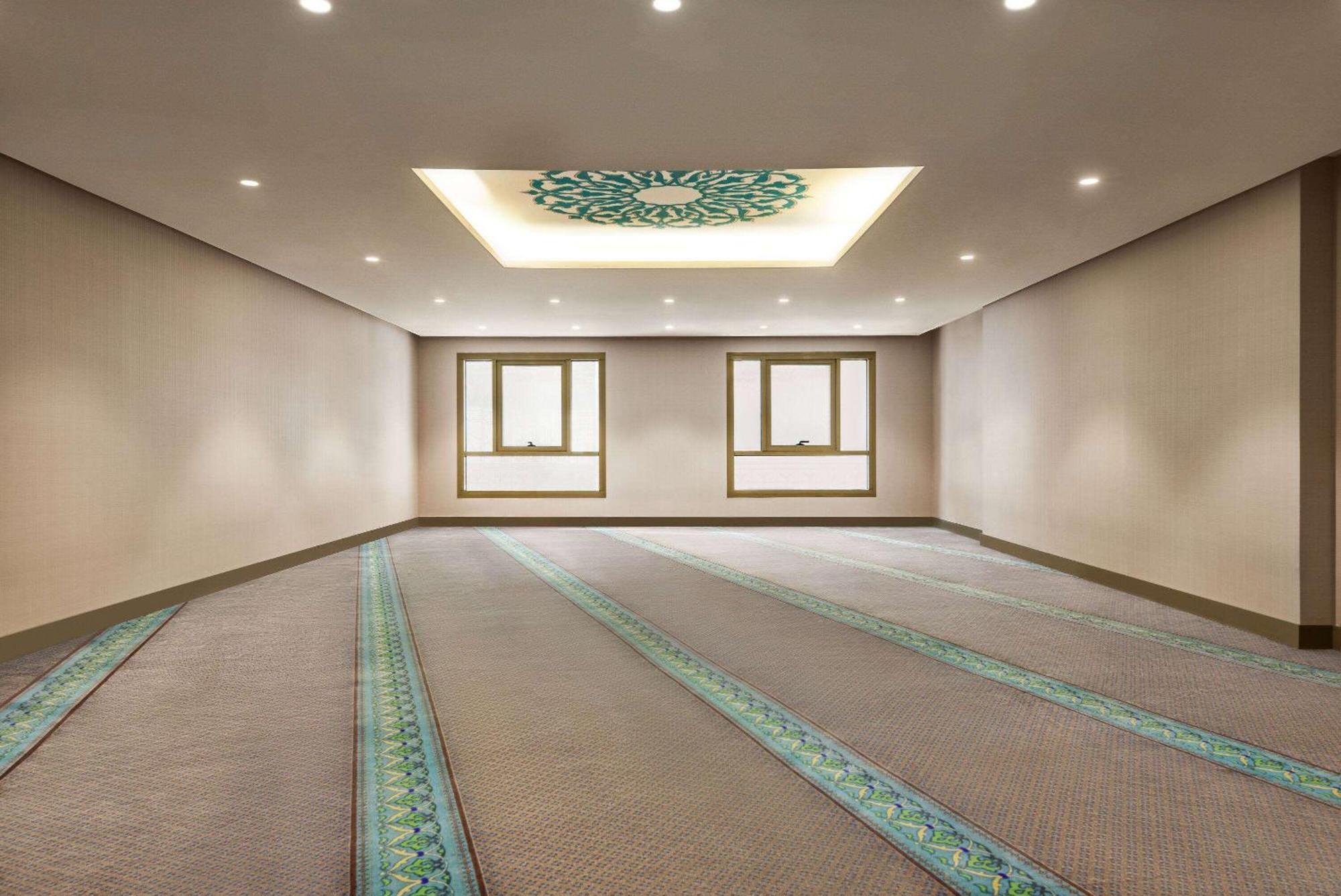 Ramada By Wyndham Makkah Zad Al Tayseer Mecca ภายนอก รูปภาพ
