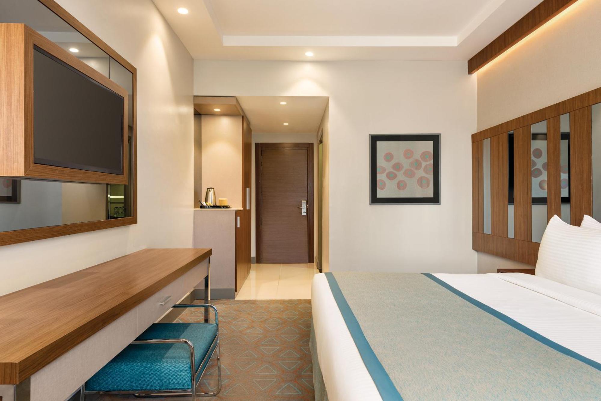 Ramada By Wyndham Makkah Zad Al Tayseer Mecca ภายนอก รูปภาพ